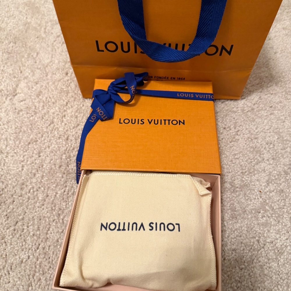 Louis Vuitton men’s wallet - Picture 3 of 5